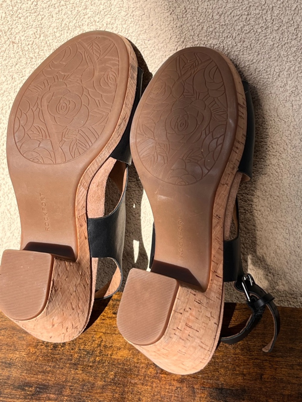 Cobb Hill by New Balance Black Leather Crisscross Slingback Sandals - Picture 8 of 13